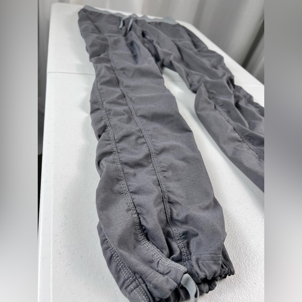 North Face Light Weight Joggers